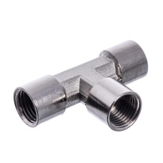 Трійник з внутрішнім різьбленням 1/4″